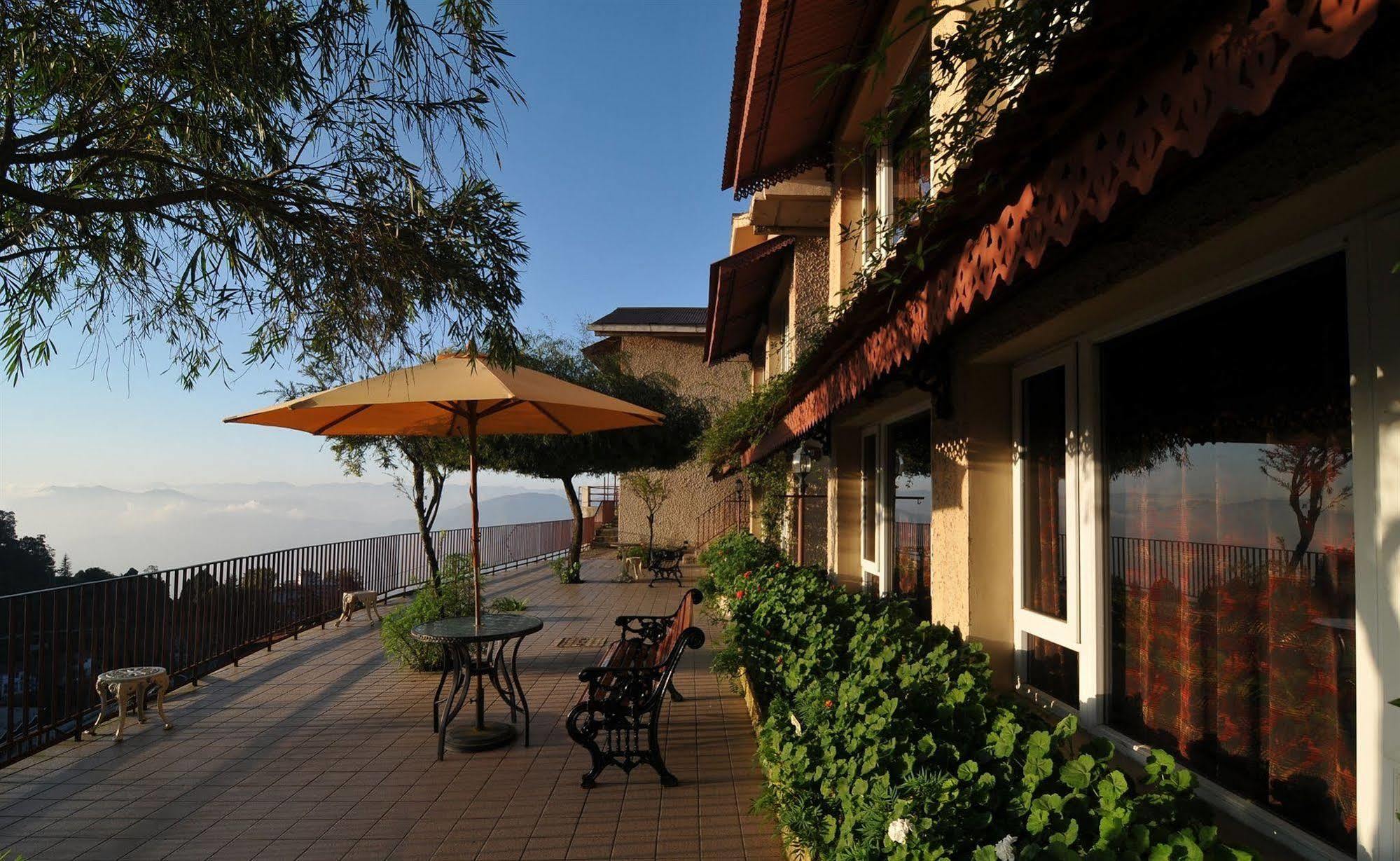 Club Mahindra Mussoorie Hotel Kültér fotó